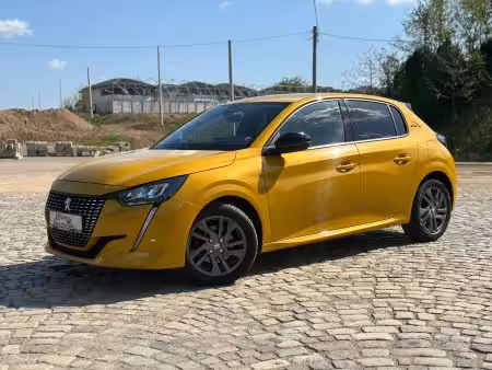 Peugeot 208 Galben
