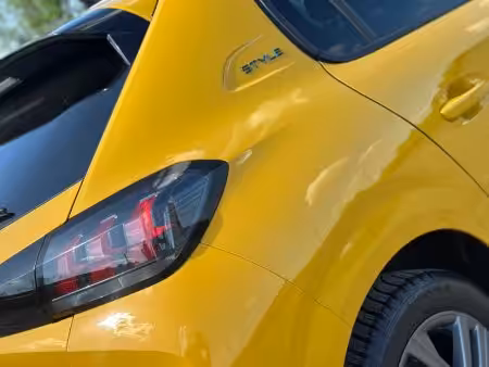 Peugeot 208 Bucuresti