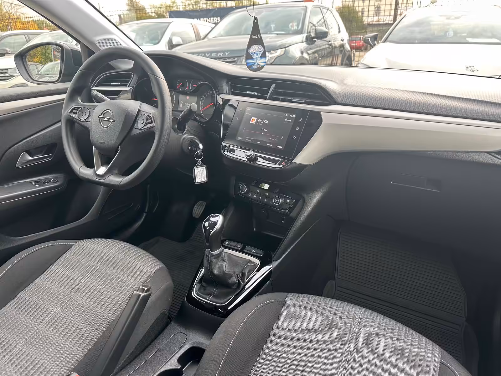 Opel Corsa - imagine 14