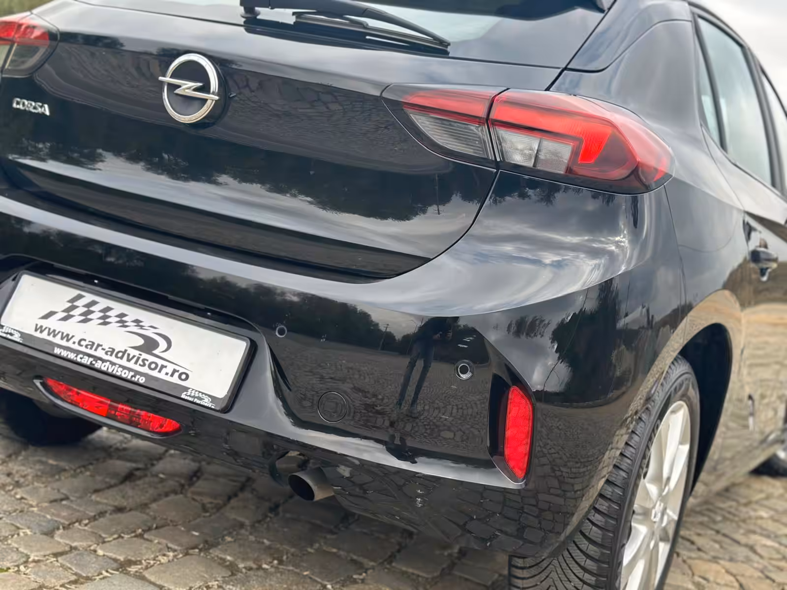 Opel Corsa - imagine 10