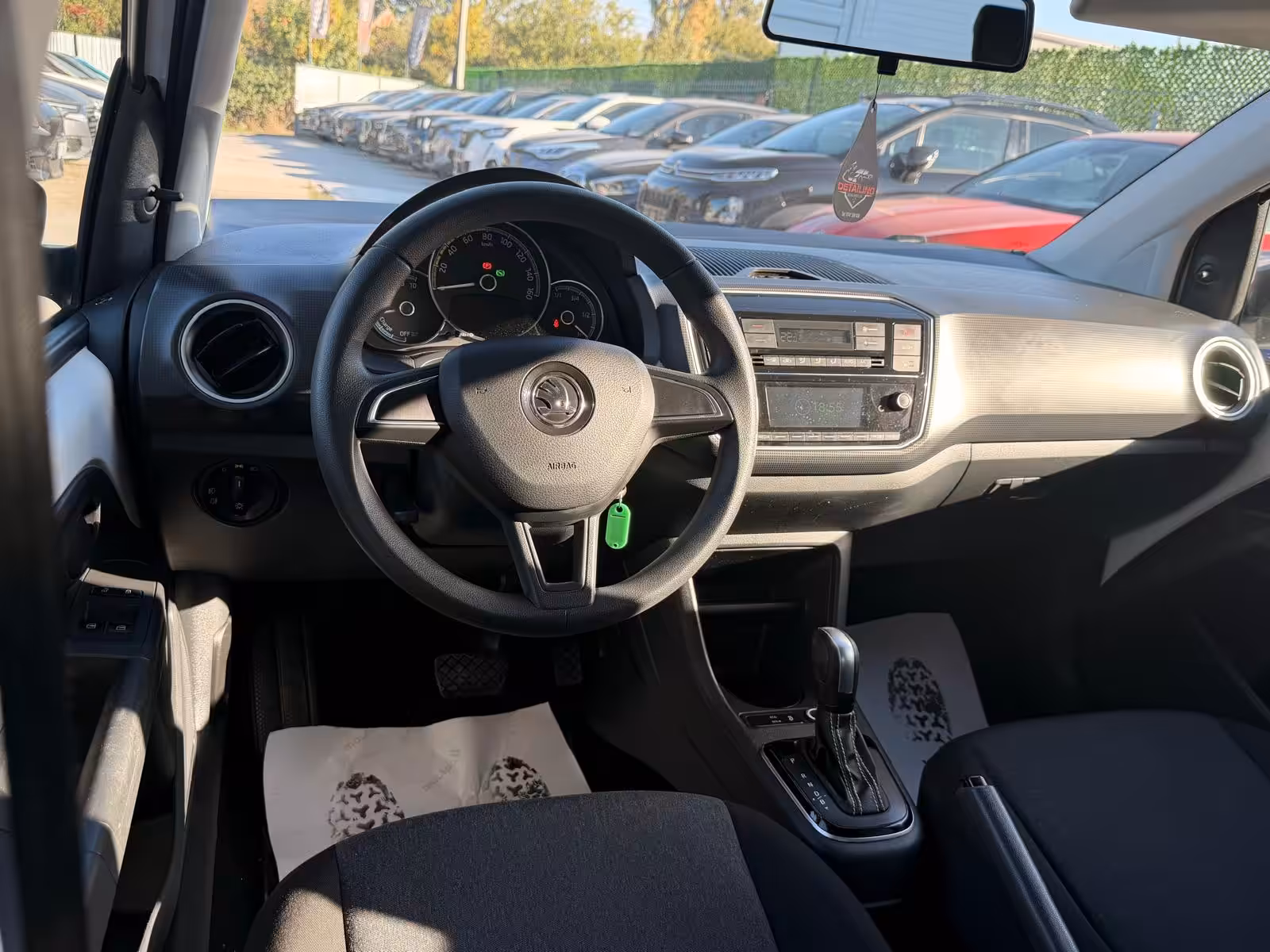 Skoda CITIGOe - imagine 18