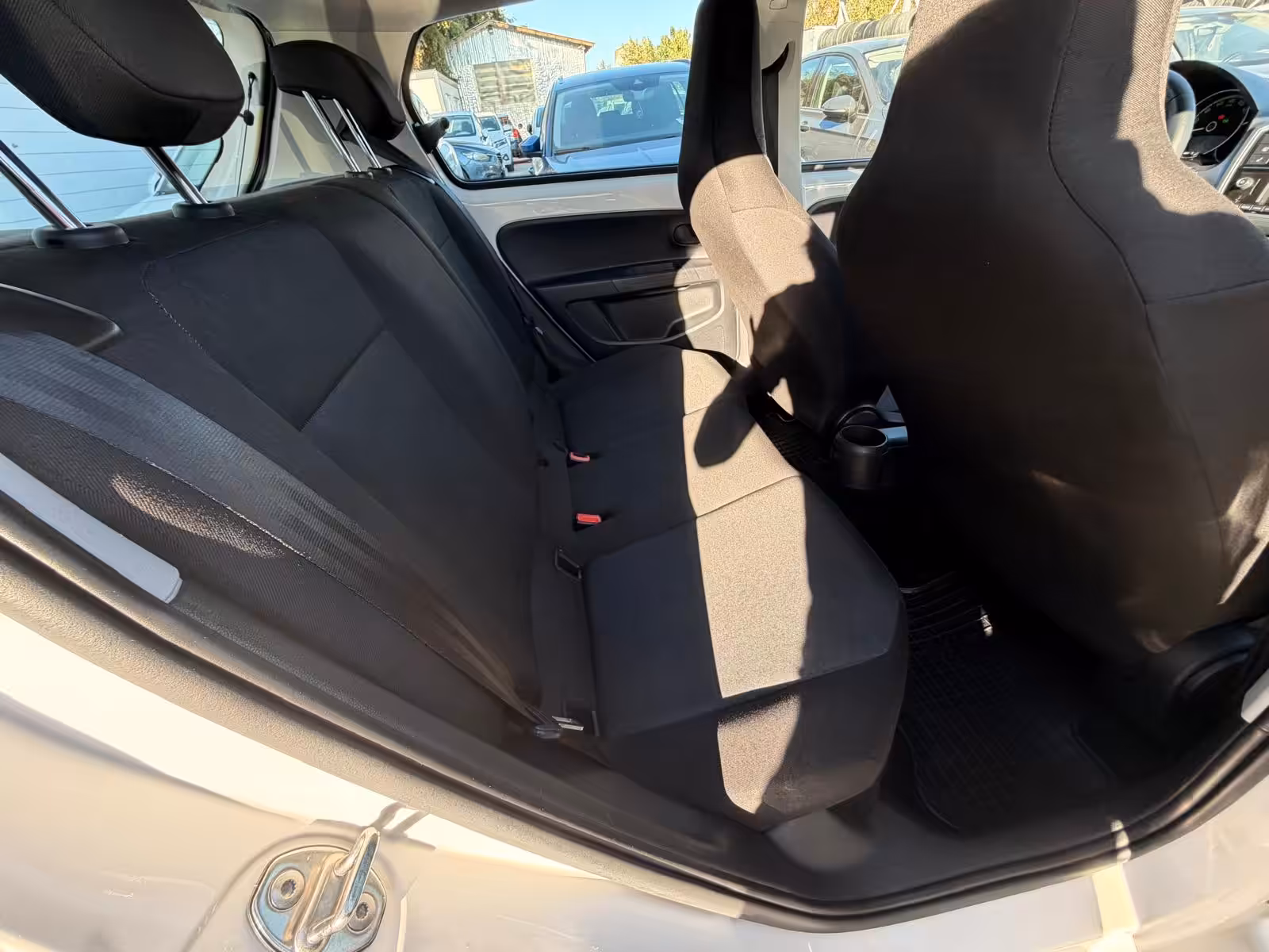 Skoda CITIGOe - imagine 19